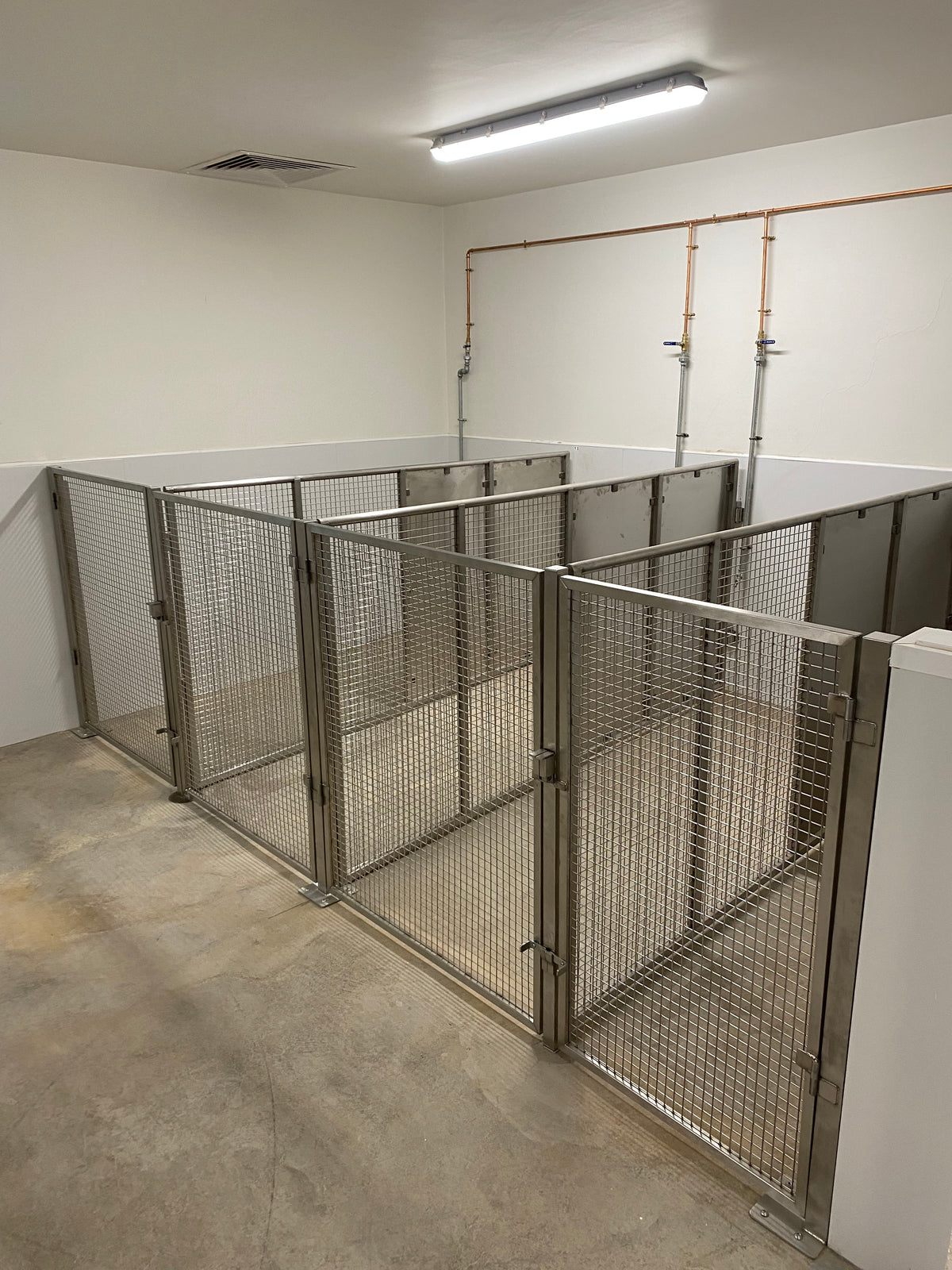 Floor Pens & Custom In-Built Housing